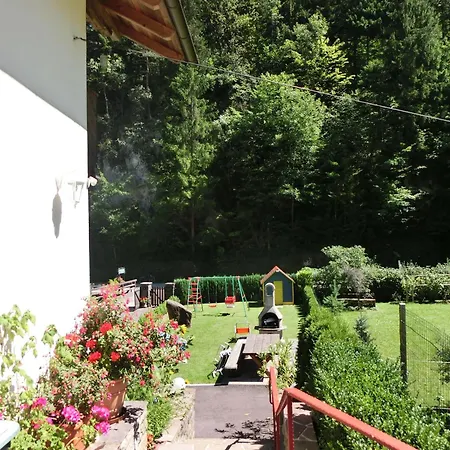 Felsenblick In Appartement